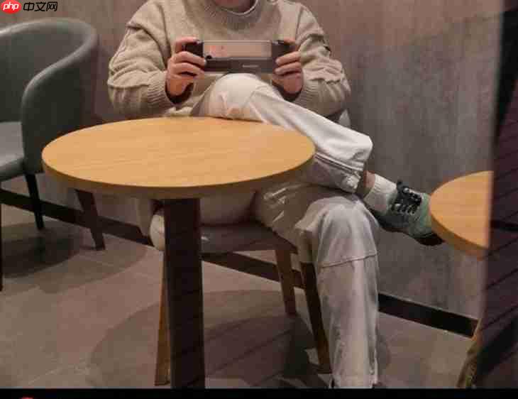 真我Neo8真机偷跑+配置全曝光！骁龙8Gen5+8000mAh