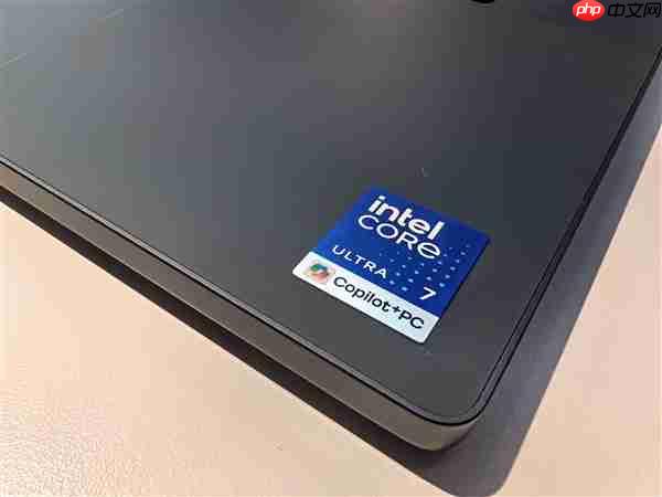 戴尔重新推出XPS笔记本:双层OLED屏 配酷睿Ultra 3系列处理器