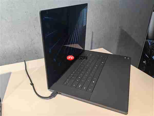 戴尔重新推出XPS笔记本:双层OLED屏 配酷睿Ultra 3系列处理器