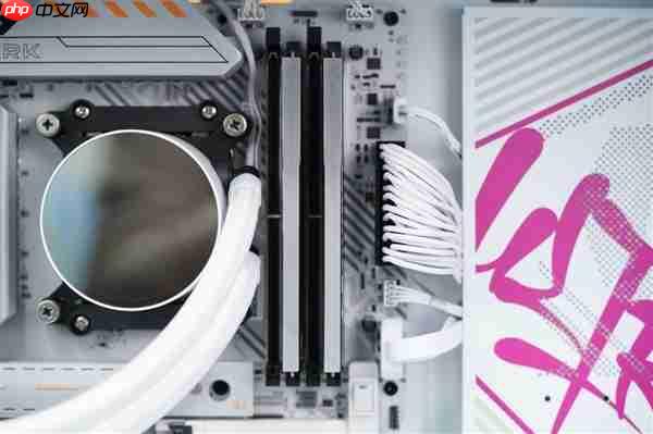 光影绚丽!KEYMOS科摩思赤霄白帝DDR5内存16GBx2 6000MHz图赏