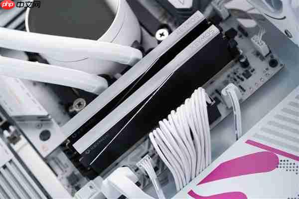 光影绚丽!KEYMOS科摩思赤霄白帝DDR5内存16GBx2 6000MHz图赏