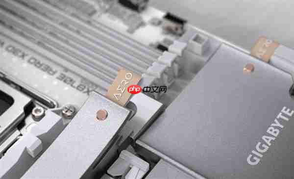 主板用上木头、皮革:技嘉X870E AERO X3D WOOD开售!定价3999元