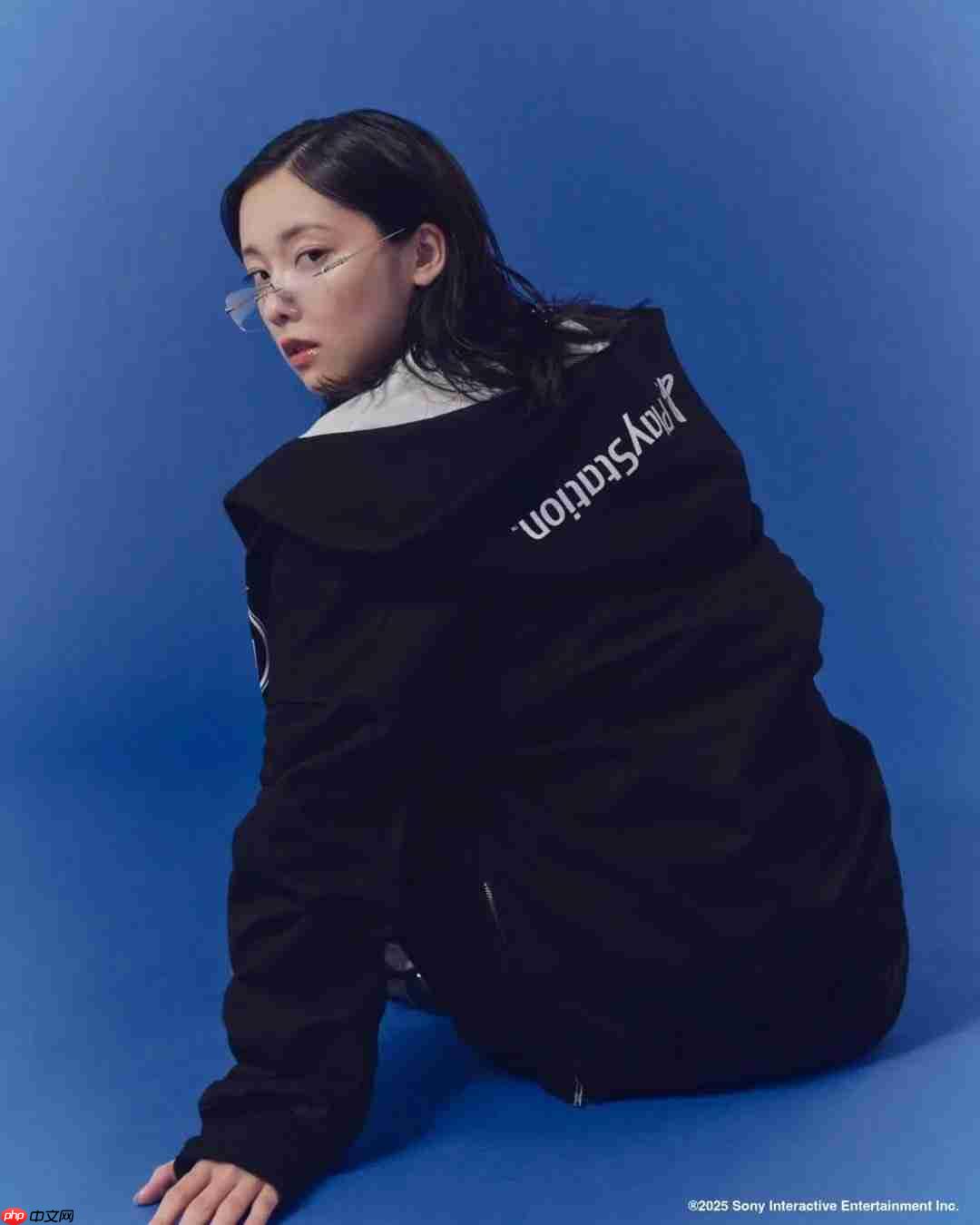买PS5的钱回来了! 《寂静岭f》主演加藤小夏成为PS品牌大使并发布品牌服装靓照