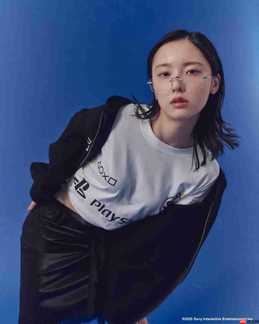 买PS5的钱回来了! 《寂静岭f》主演加藤小夏成为PS品牌大使并发布品牌服装靓照