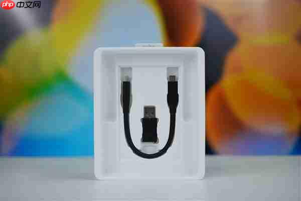 可磁吸绝配iPhone!长江存储致态灵潮流版移动SSD 2TB图赏