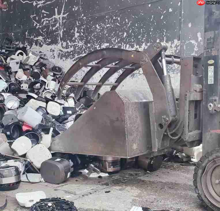 旧机全部碾压,高管送货上门!美的生活电器只换不修卷出新高度