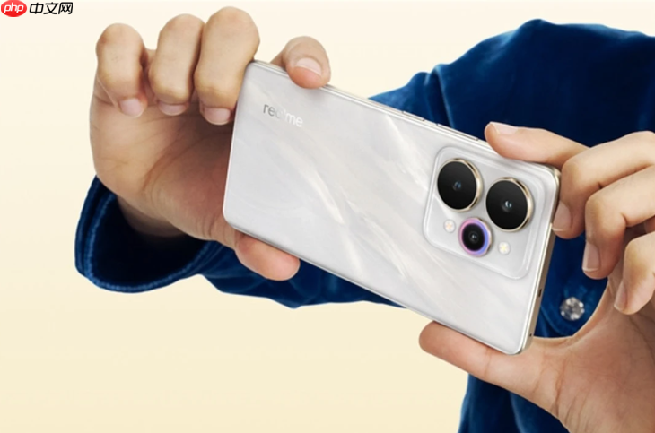 太香了!真我16 Pro系列潜望长焦回归,更有7000mAh大电池