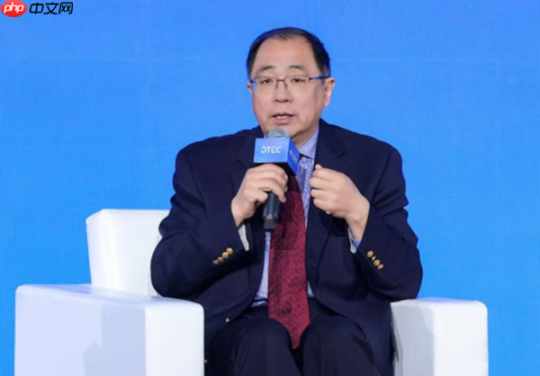 带来AI入端前沿新体验!高通亮相2025数字科技生态大会