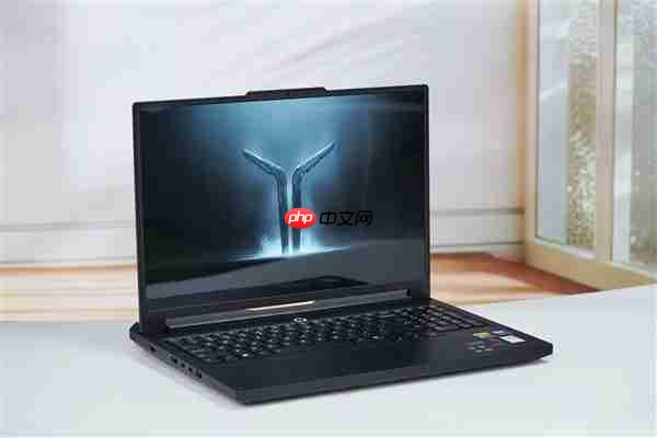 专业OLED超竞屏!联想拯救者Y9000P 2025AI元启游戏本图赏