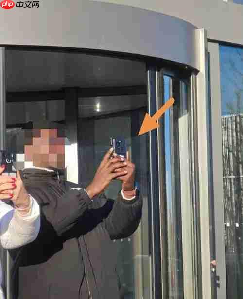 四摄变三摄,小米 17 Ultra真机曝光