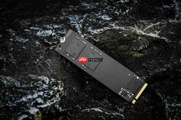 长江存储PC42Q实测:商用消费级固态硬盘新标杆