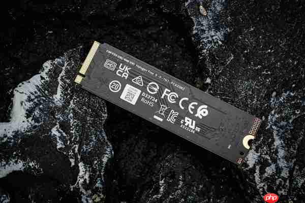 长江存储PC42Q实测:商用消费级固态硬盘新标杆