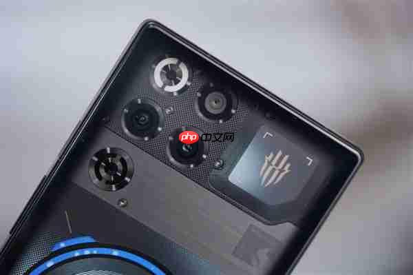 开启手机水冷散热时代!红魔11 Pro+图赏