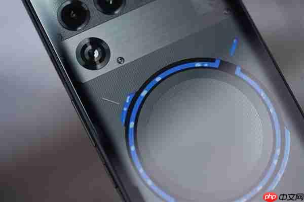 开启手机水冷散热时代!红魔11 Pro+图赏