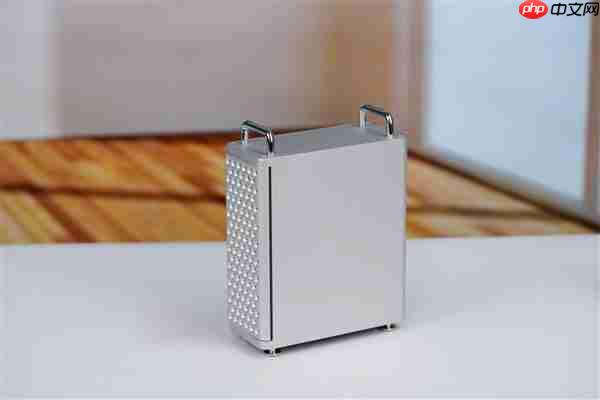 致敬苹果Mac Pro刨丝器!奥睿科Omini Pro迷你机图赏