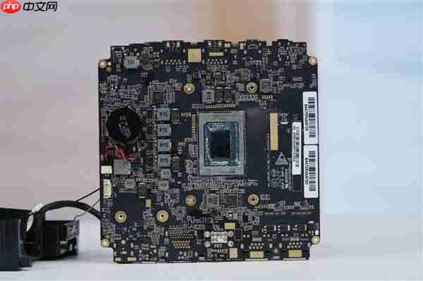 致敬苹果Mac Pro刨丝器!奥睿科Omini Pro迷你机图赏