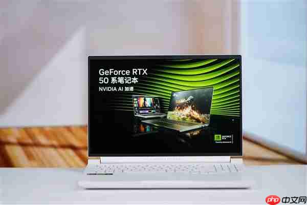 锐龙R9-9850HX万元本！雷神猎刃S游戏本图赏