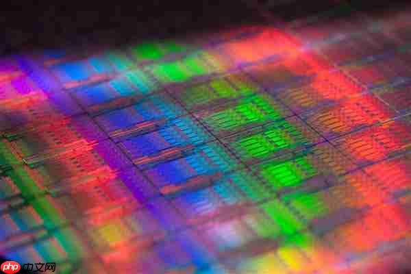 中芯国际芯片里程碑：月产能首次突破100万片 已达台积电1/3