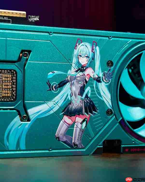 双11颜值至上! ROG夜神RTX5080 RO姬x初音未来版显卡