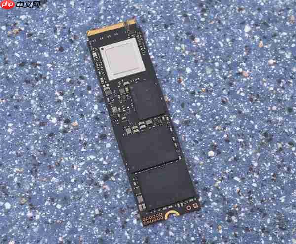 金士顿FURY叛逆者G5 PCIe 5.0 SSD新增8TB：极速14.8GB/s、至少7000元