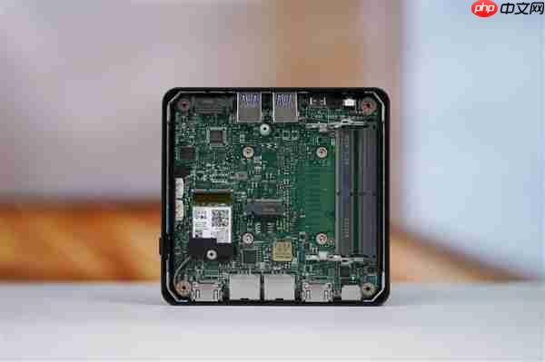 Ultra 7小钢炮!微星Cubi NUC AI迷你电脑图赏