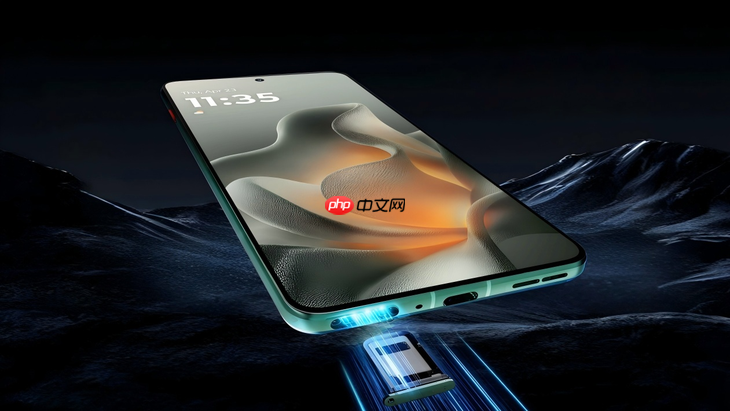 联想moto X70 Air AI手机正式发布:有AI的Air,无感轻薄不妥协