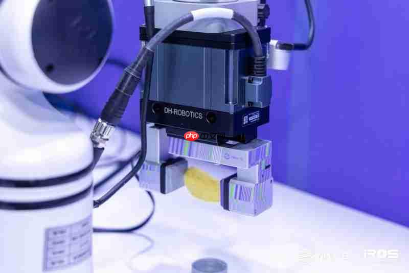 触觉增强世界模型引关注,一目科技IROS首秀定义机器人感知新维度