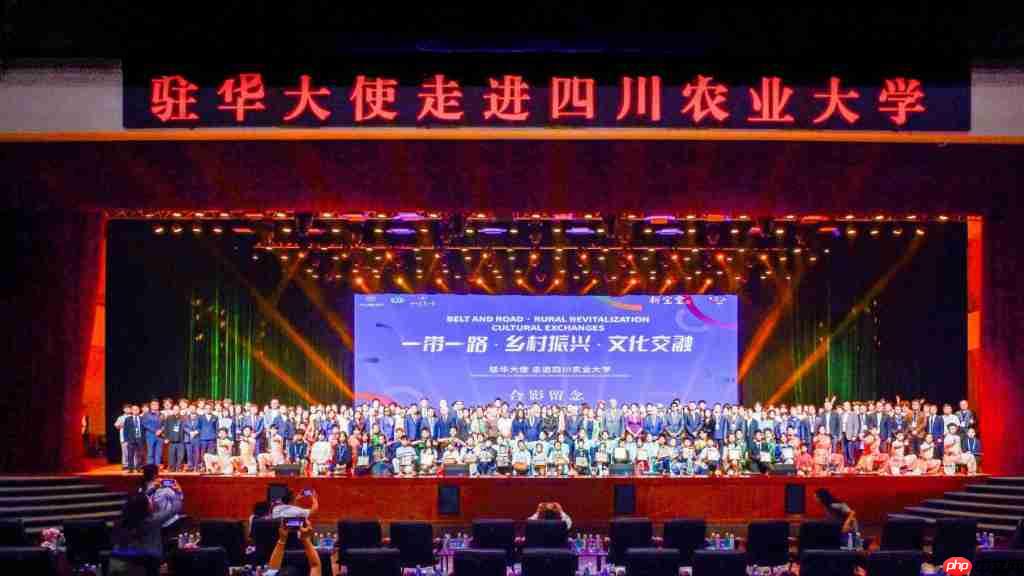 “国际朋友圈”扩容!11国驻华大使为雨城点赞 ——“‘一带一路’乡村振兴·文化交融”驻华大使走进雨城区公益交流活动侧记