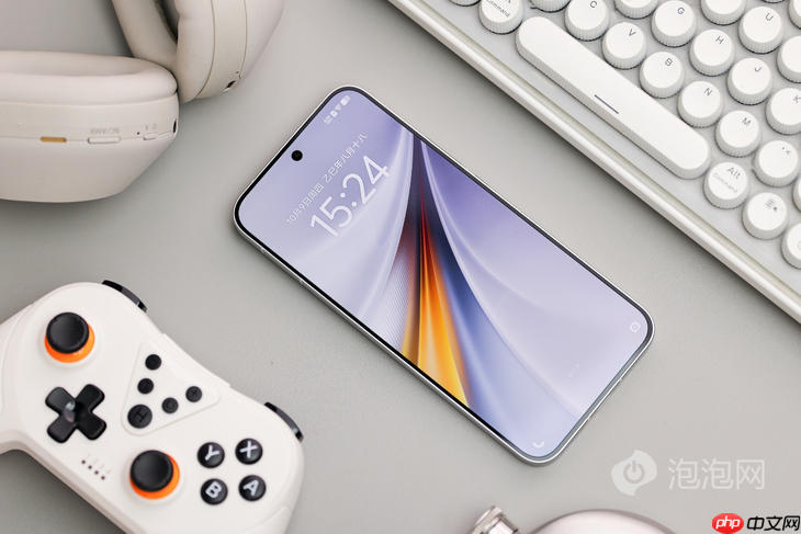 iQOO 15开售：2K珠峰屏+自研Q3芯片 重塑手游视效新标杆