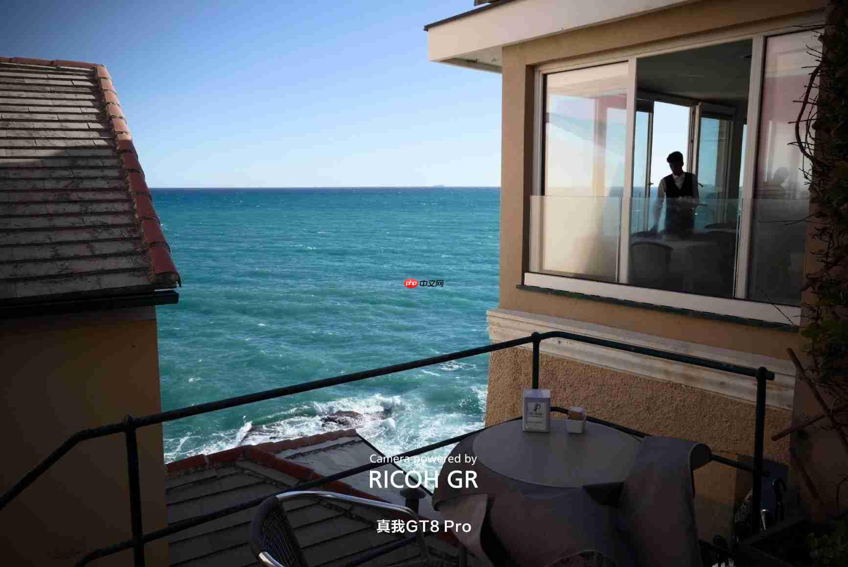 搭载理光GR影像系统!真我GT8系列正式发布