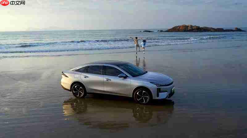 荣威纯电D6以72.8%得房率,承包十万级家轿幸福感