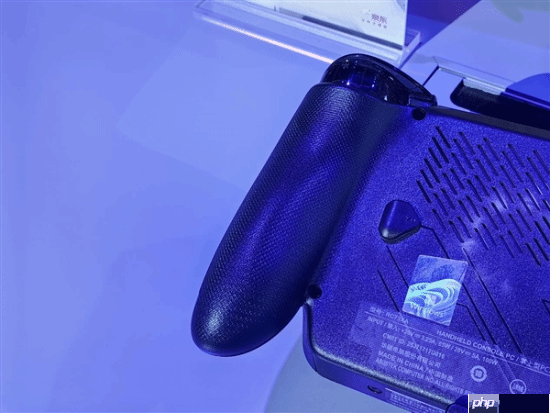 ROG XBOX掌机X实拍图来了！6999元今天上市！