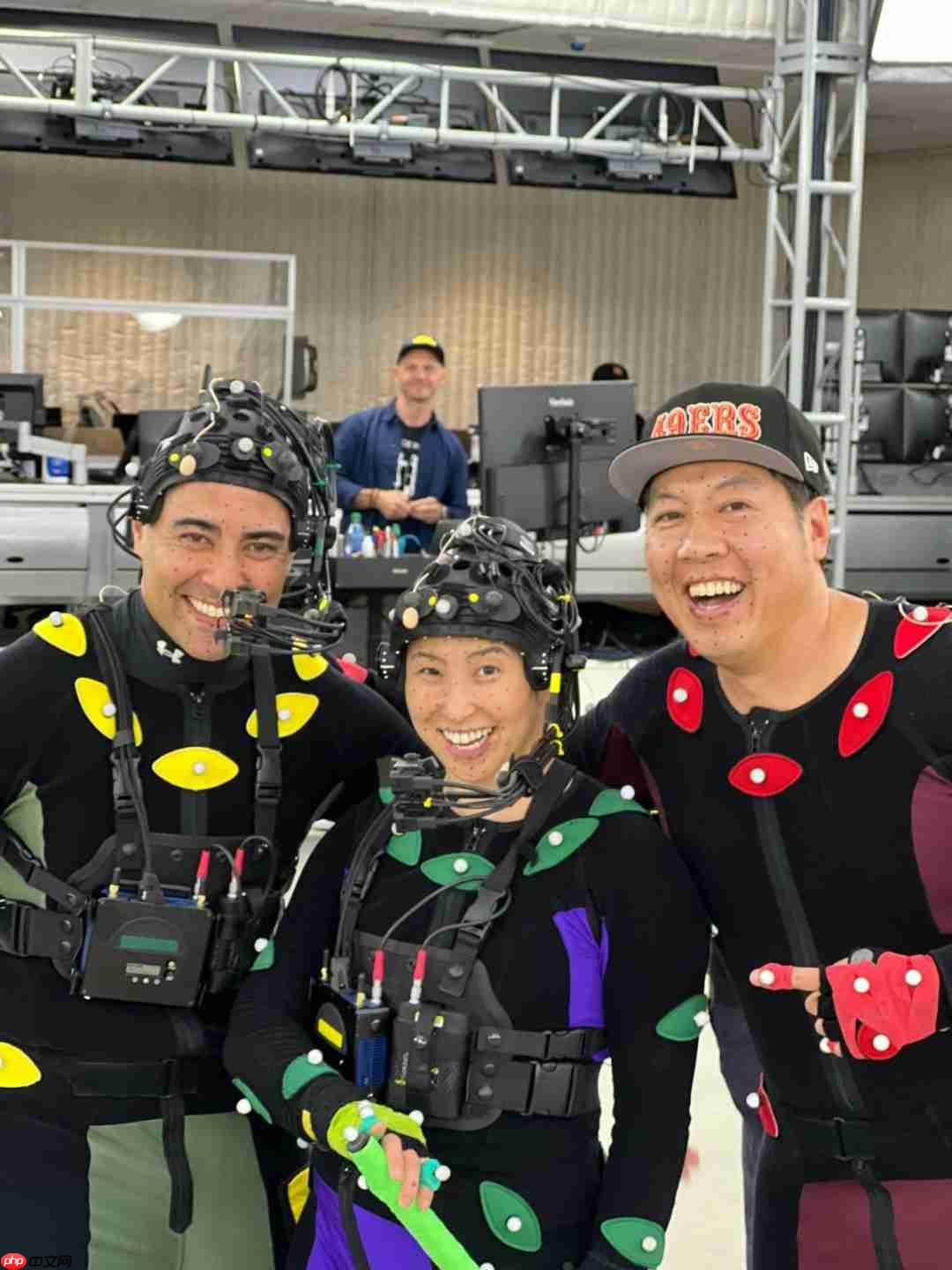 女主笑得真甜!《羊蹄山之魂》动捕幕后照公开!