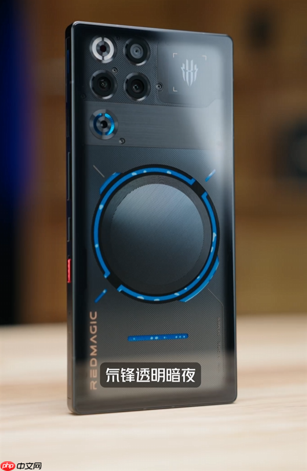 行业首款风水双冷手机 红魔11 Pro系列真机开箱:酷炫水冷环、唯一纯平后盖