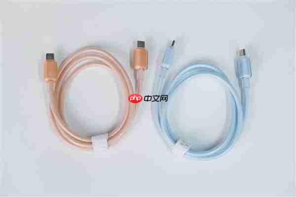 完美适配iPhone17全系快充!倍思同芯充Pro快充充电器套装图赏