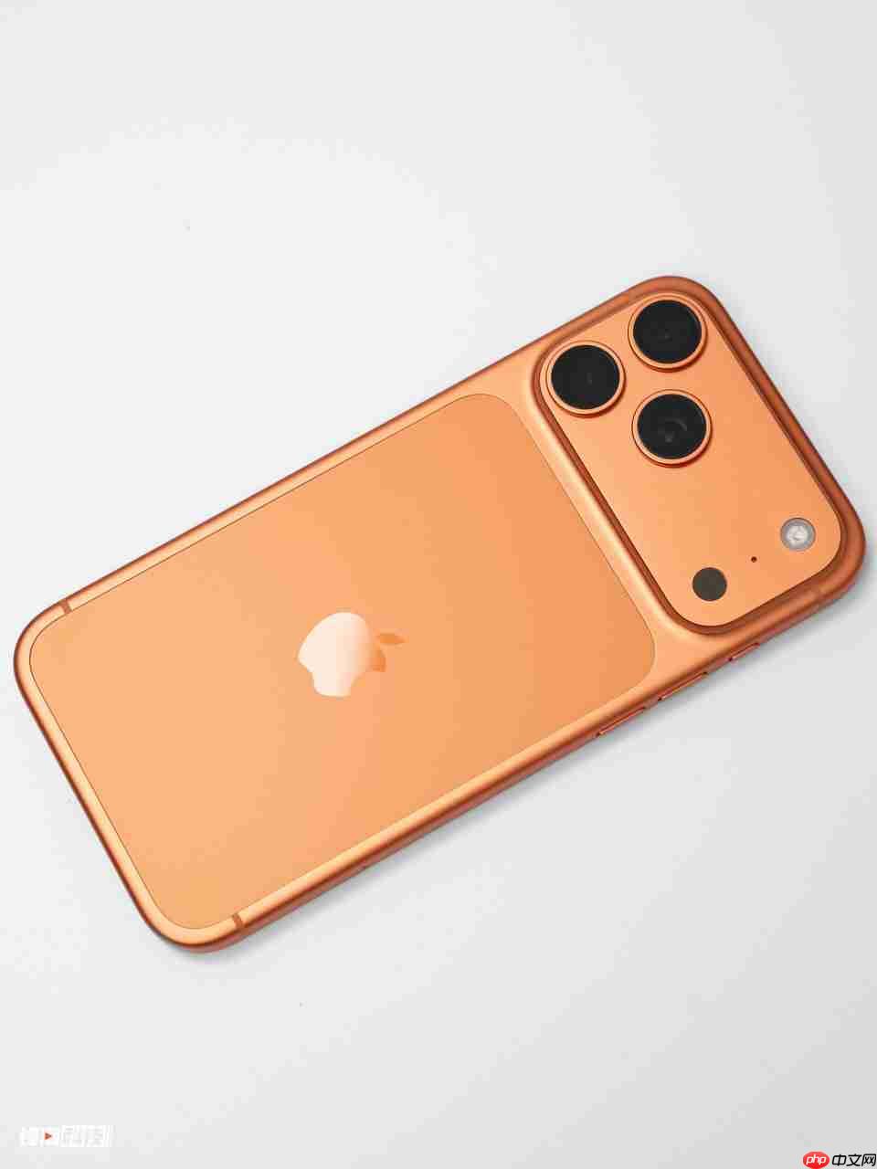 iPhone 17系列图赏:苹果对产品的重新探索