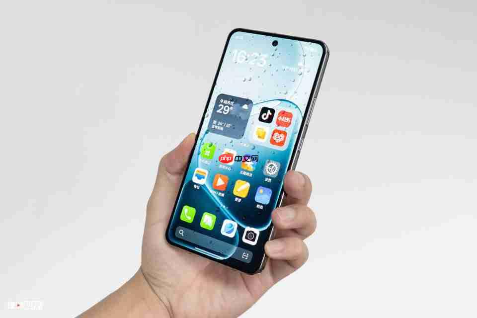 满级防水与极致抗摔于一身，OPPO K13s耐用又可靠