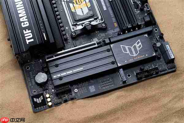 战力升 登场胜 华硕B850重炮手二代主板开售