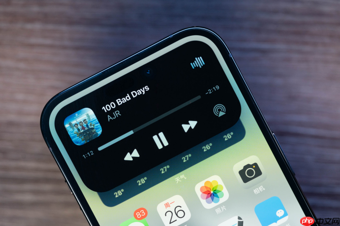 小米17 Pro革命性设计曝光,太太太炸裂了!