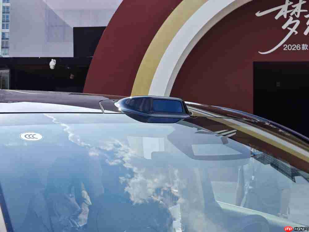 太嚣张！岚图直呼“找不到对手”，新款梦想家真能掀桌子吗？