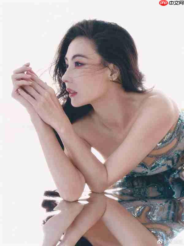 45岁张柏芝出席活动引围观:网友感叹美的不知天地为何物了