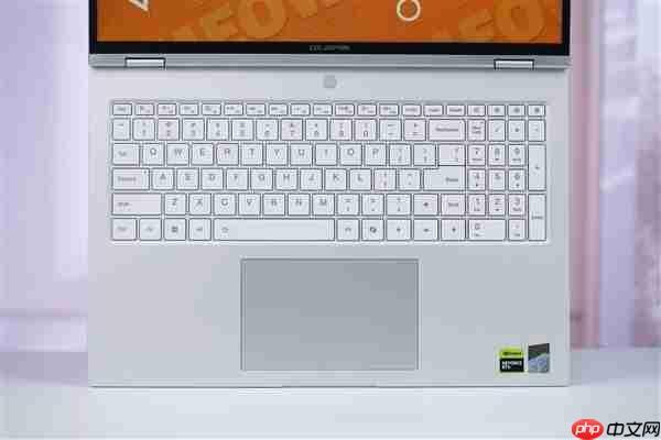 锐龙9 9850HX仅7999元!七彩虹MEOW橘宝R16 Ultra游戏本图赏