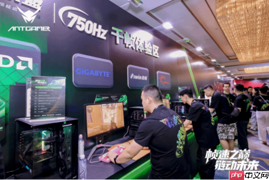 帧速之巅 链动未来——2025蚂蚁电竞新品发布会盛大举行,全球首款750Hz显示器重磅亮相