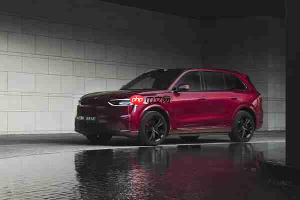 全新问界M7内饰美图曝光!主驾零重力座椅上车 家庭出行体验再升级