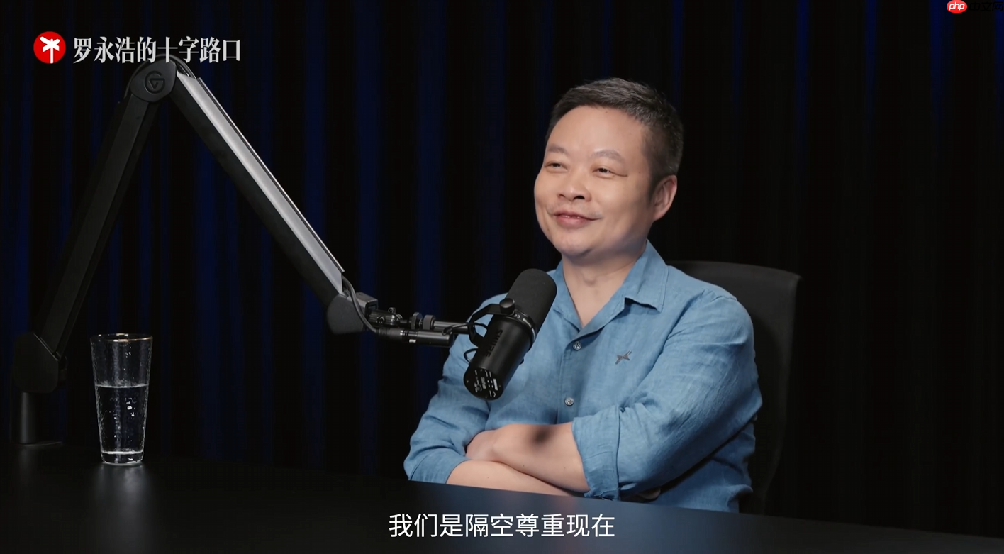 何小鹏回应和马斯克“网上打架”:主要是信息差造成的,现在是隔空尊重