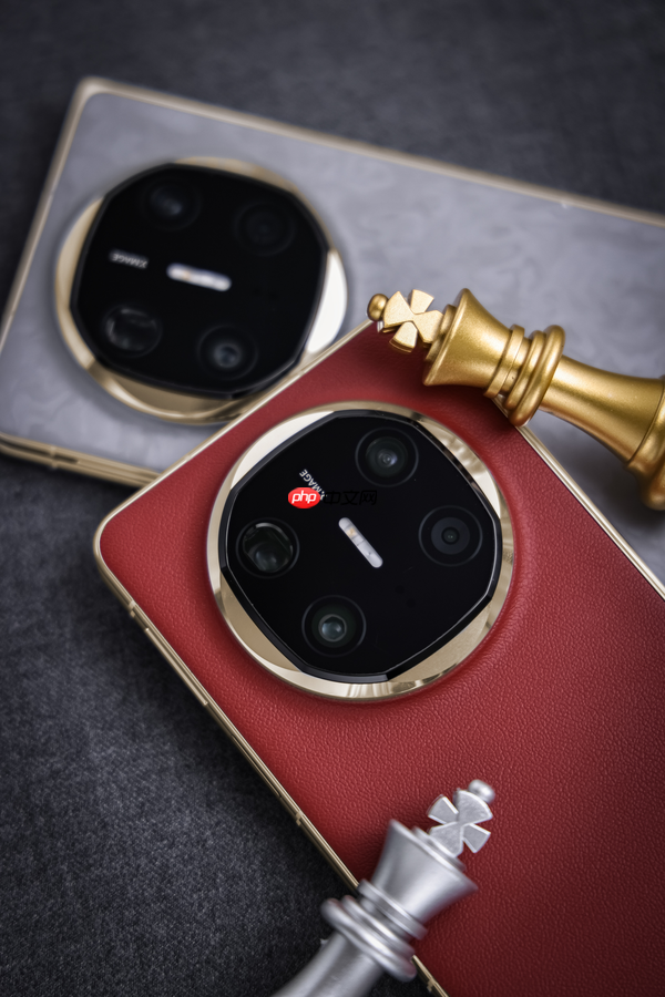 委内瑞拉总统盛赞华为Mate X6，卓越性能与大屏AI展现顶尖科技实力