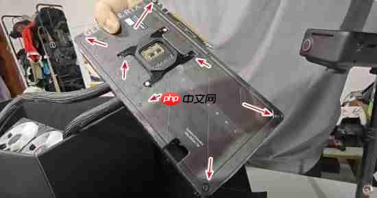 离谱连续剧!先是买到没GPU的RTX 5090:再买RTX 5070 Ti却收到一包盐