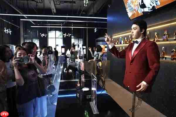 打造具身智能机器人4S店推出机器人主题餐厅