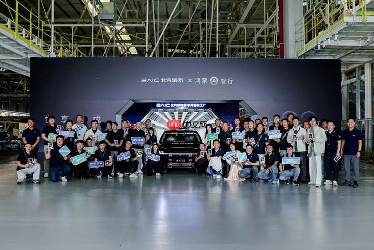 享界全新Logo诠释审美新表达：不是“科技冷感”，是“浪漫硬核”