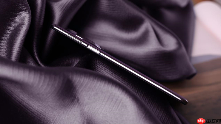 暑期旅行折叠屏怎么选?华为Mate X5超值礼遇等你来享